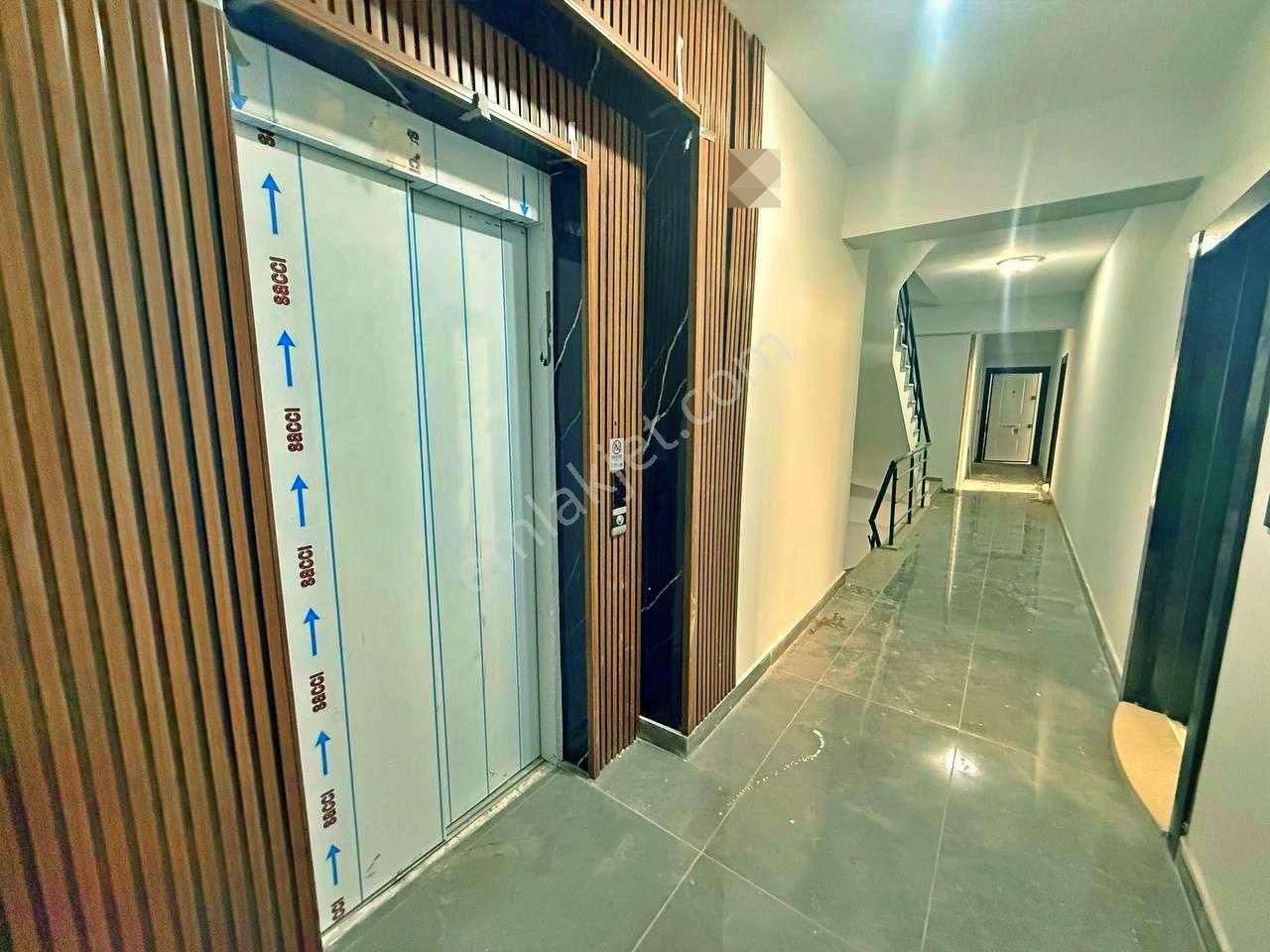 Uytundan Akçay Kordonda Denize 50 Metre 1+1 Lüks Daire - Görsel 33