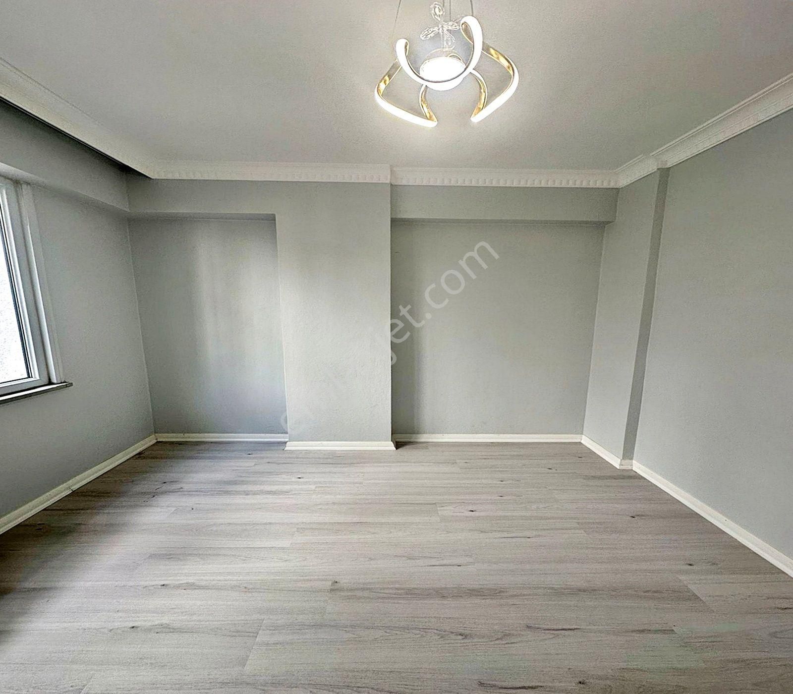 Kıraç Hürriyet Mahallesinde Satılık 2+1 Balkonlu Ara Kat Daire - Görsel 22