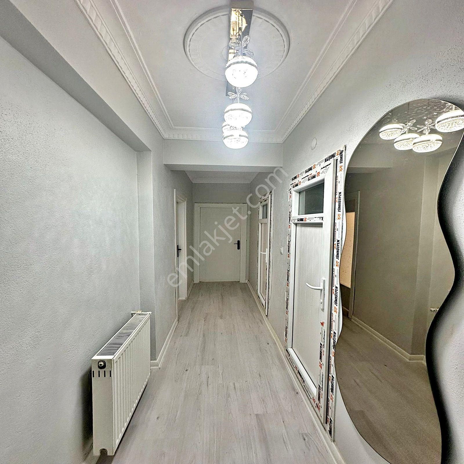 Kıraç Hürriyet Mahallesinde Satılık 2+1 Balkonlu Ara Kat Daire - Görsel 16