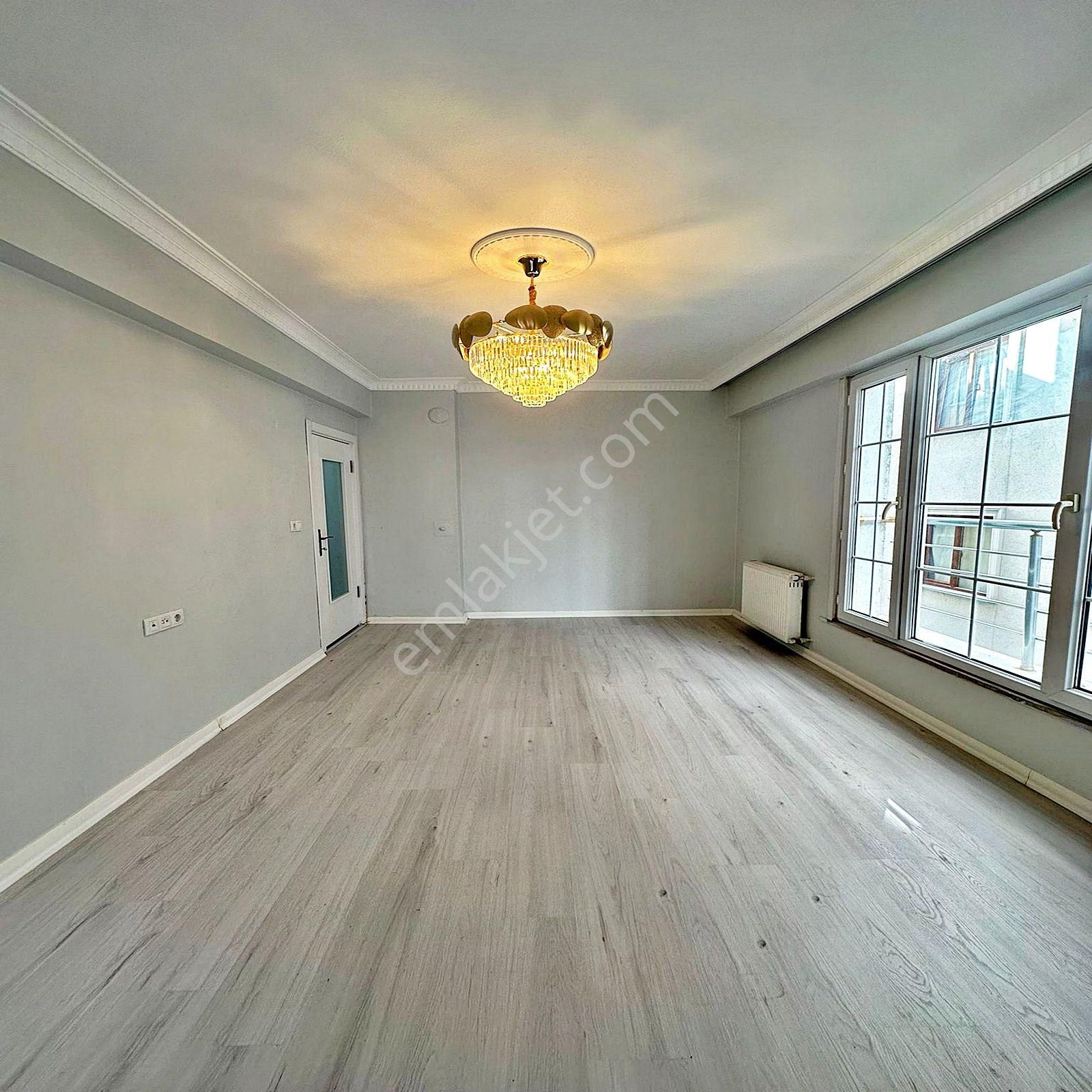 Kıraç Hürriyet Mahallesinde Satılık 2+1 Balkonlu Ara Kat Daire - Görsel 23