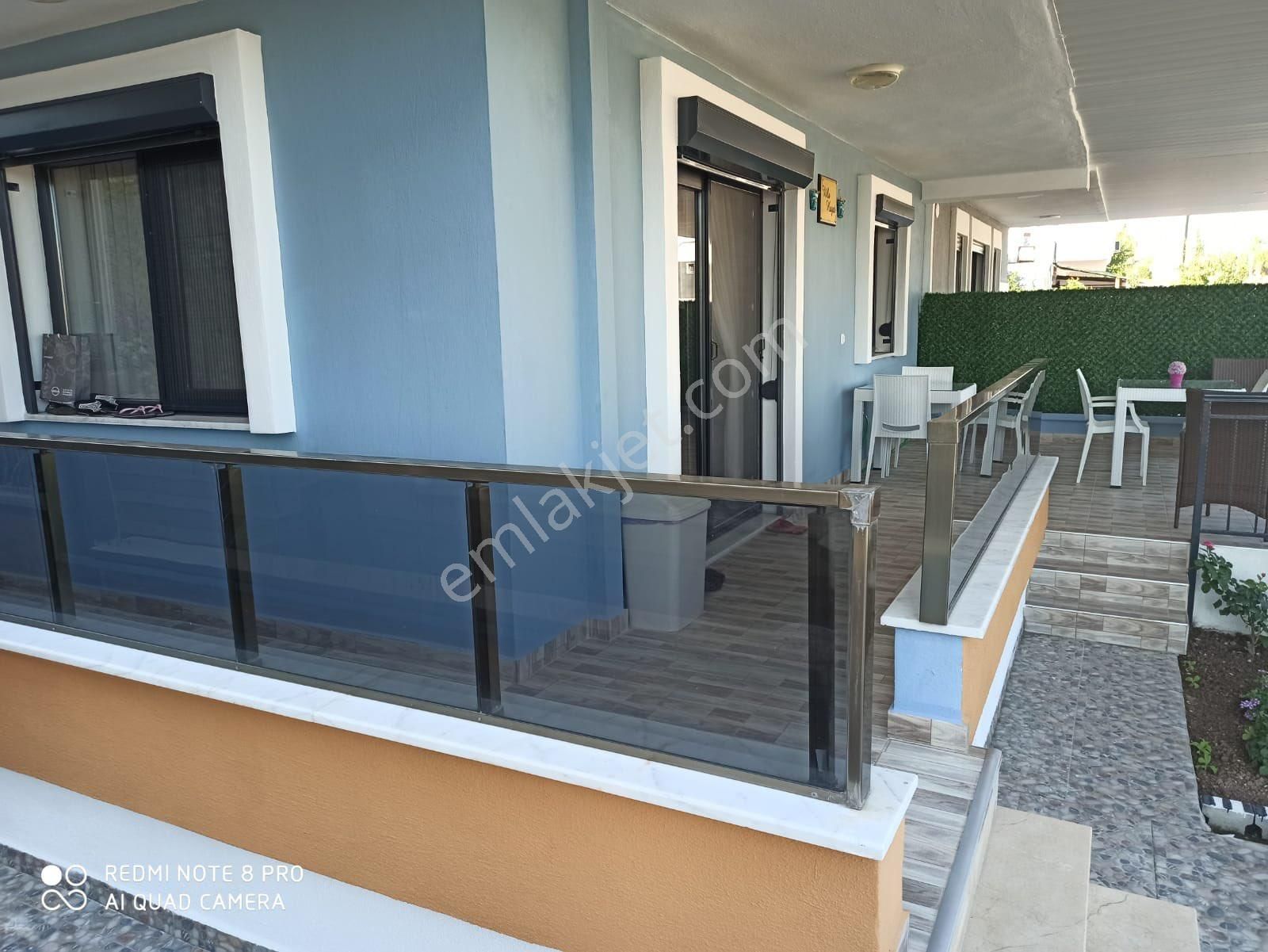 Efeler’de 3+1 Full Eşyalı Ön Cephe Merkezi Konum Villa - Görsel 13