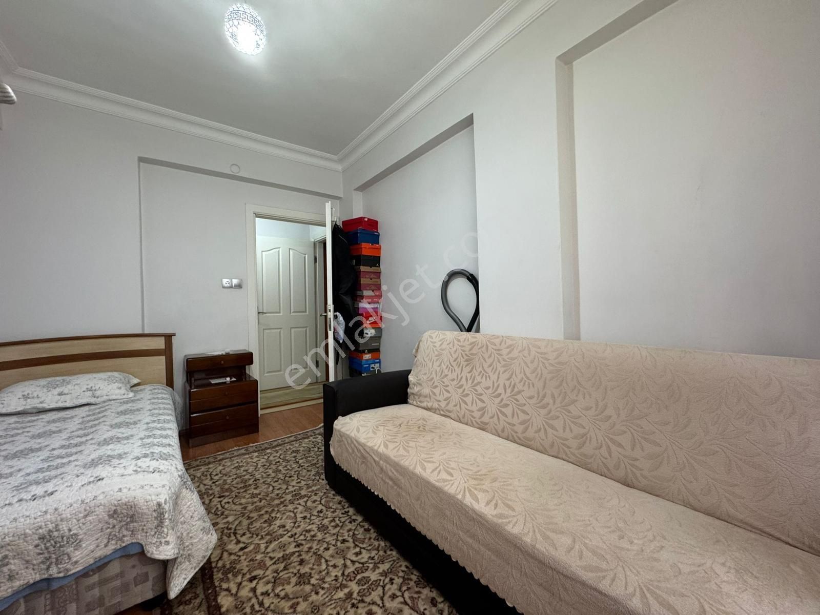 Feritselimpaşa Cad. Yakını Tek Daire Üzerine 3+1 150m2 Satılık - Görsel 17