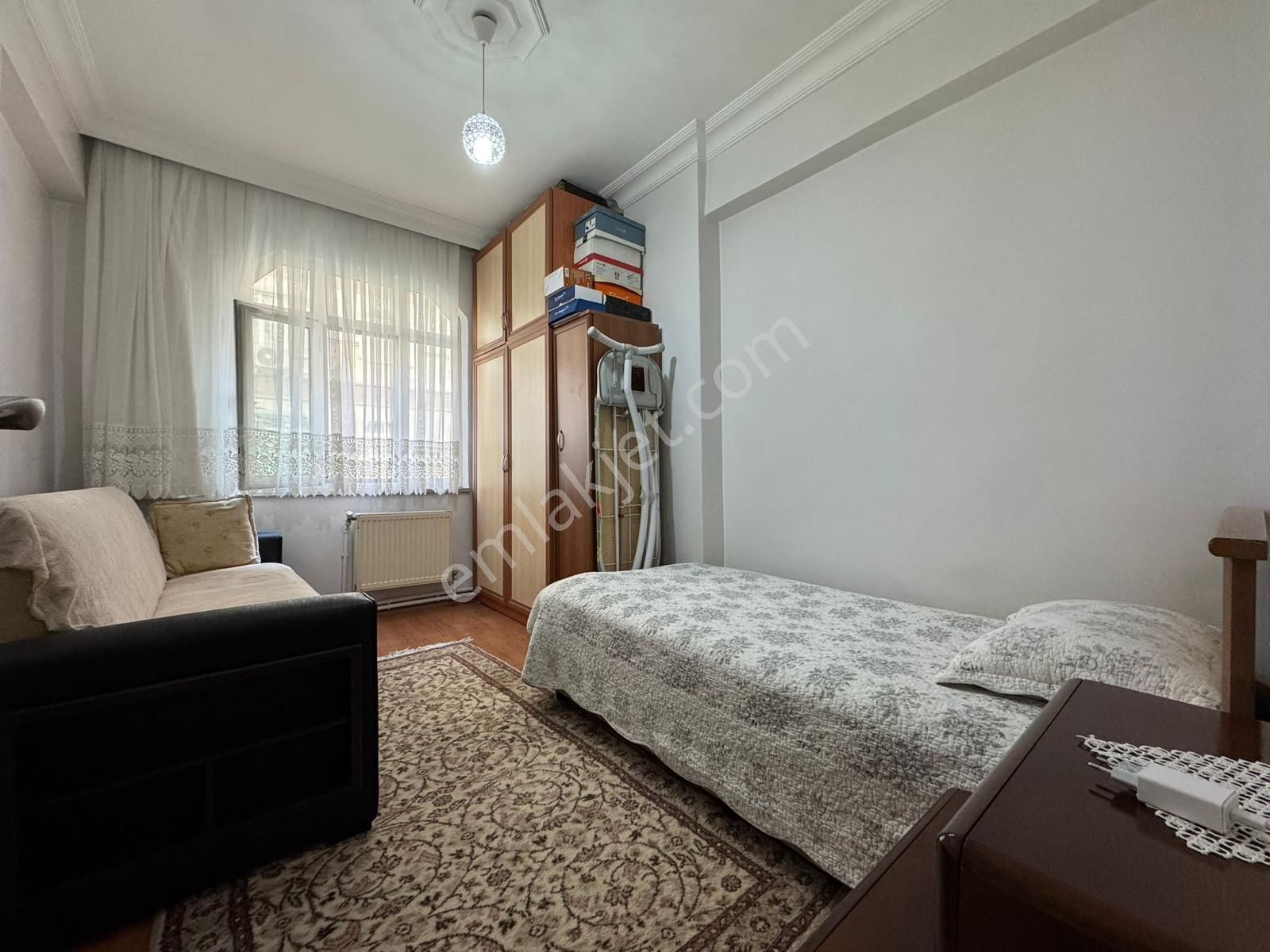 Feritselimpaşa Cad. Yakını Tek Daire Üzerine 3+1 150m2 Satılık - Görsel 16