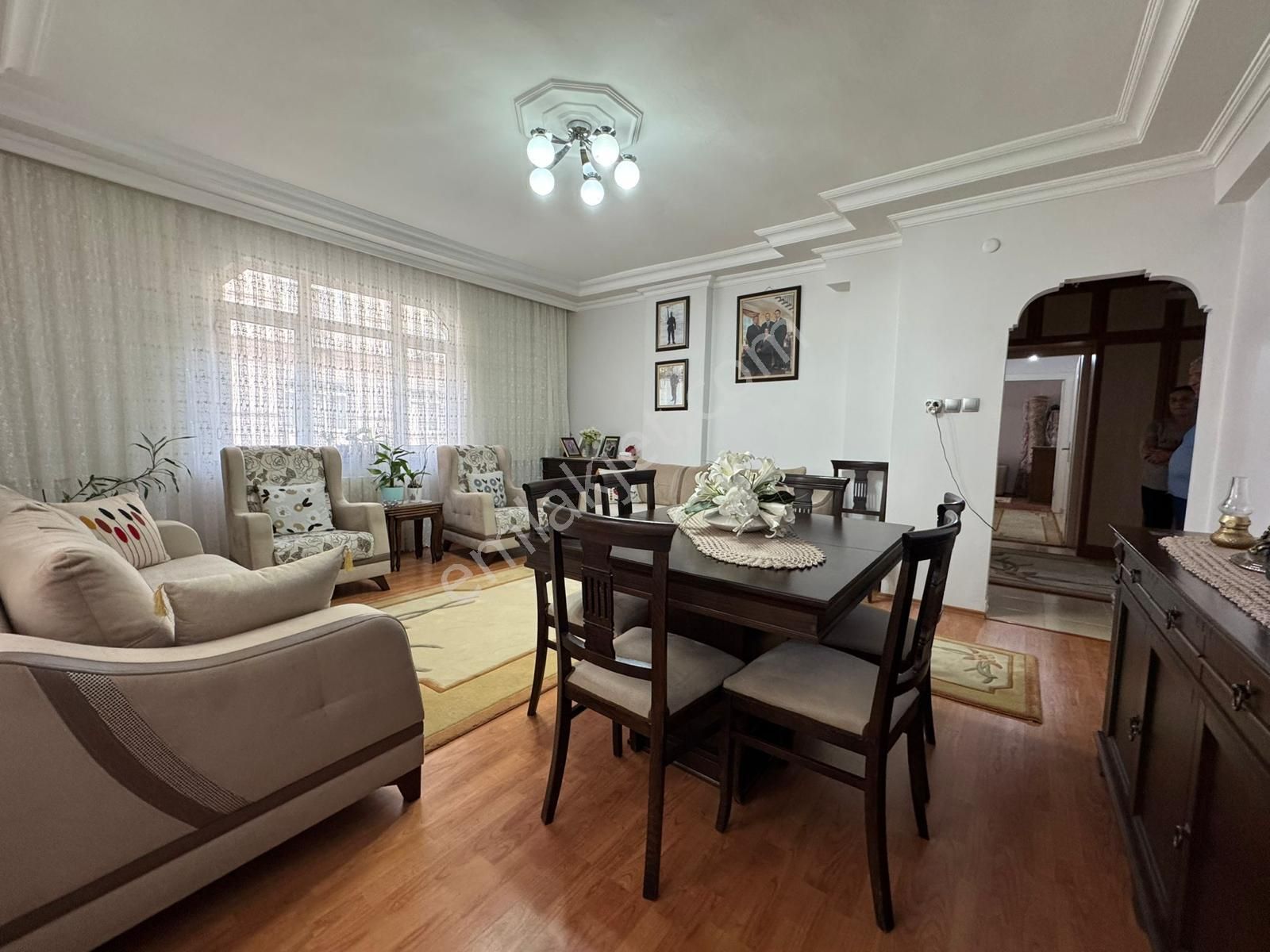 Feritselimpaşa Cad. Yakını Tek Daire Üzerine 3+1 150m2 Satılık - Görsel 22