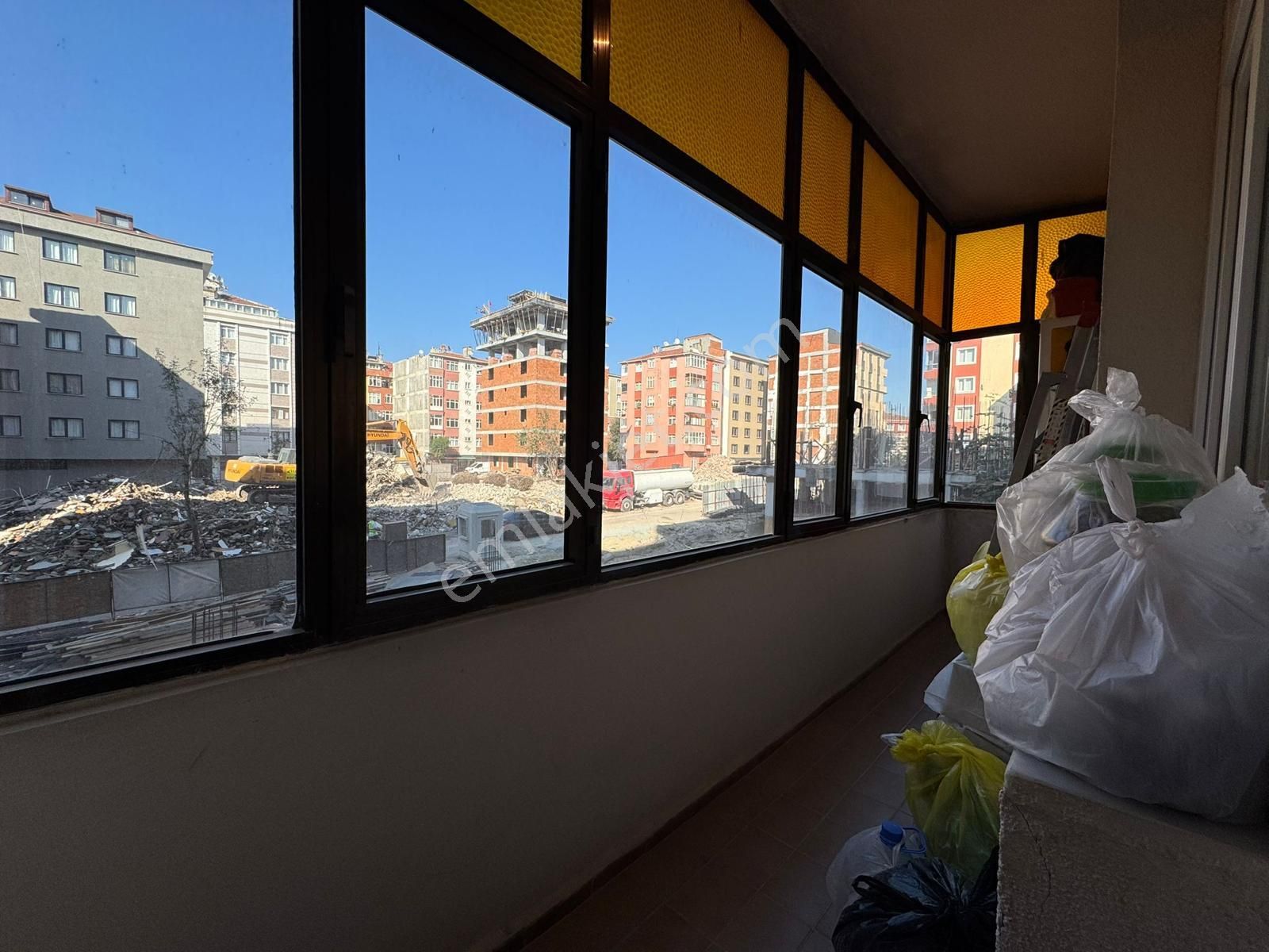 Feritselimpaşa Cad. Yakını Tek Daire Üzerine 3+1 150m2 Satılık - Görsel 8