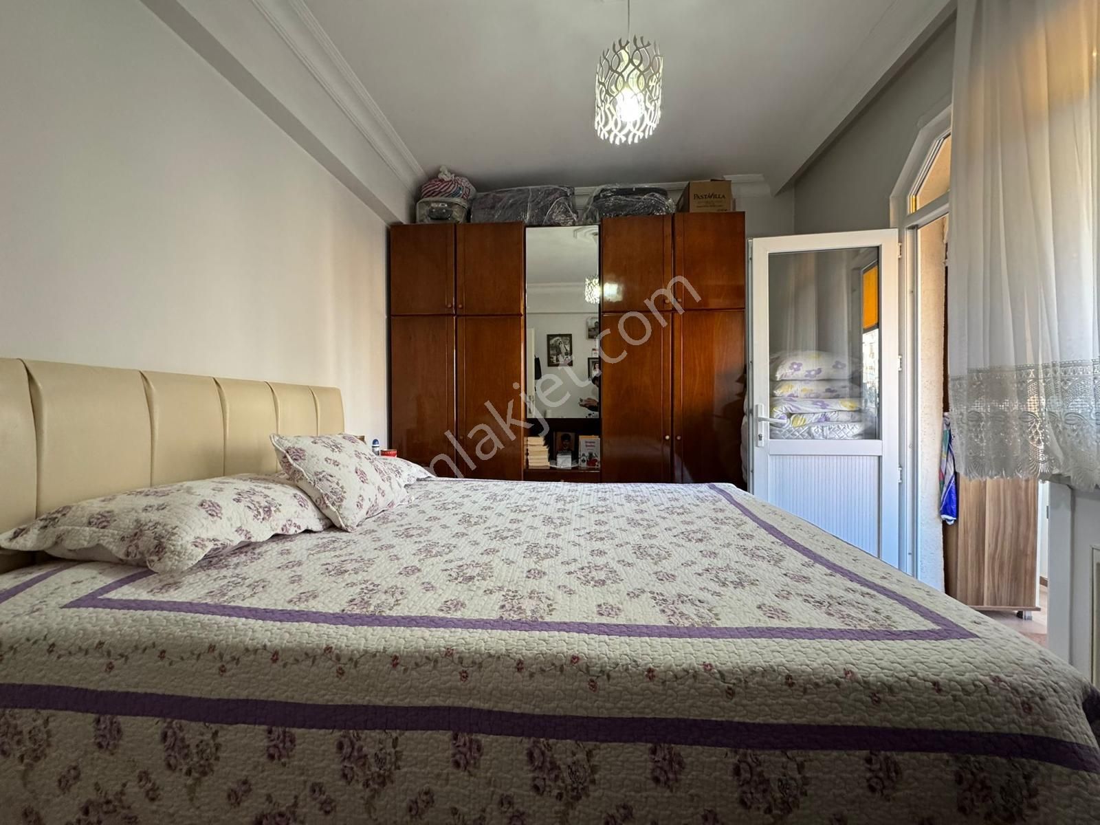 Feritselimpaşa Cad. Yakını Tek Daire Üzerine 3+1 150m2 Satılık - Görsel 13