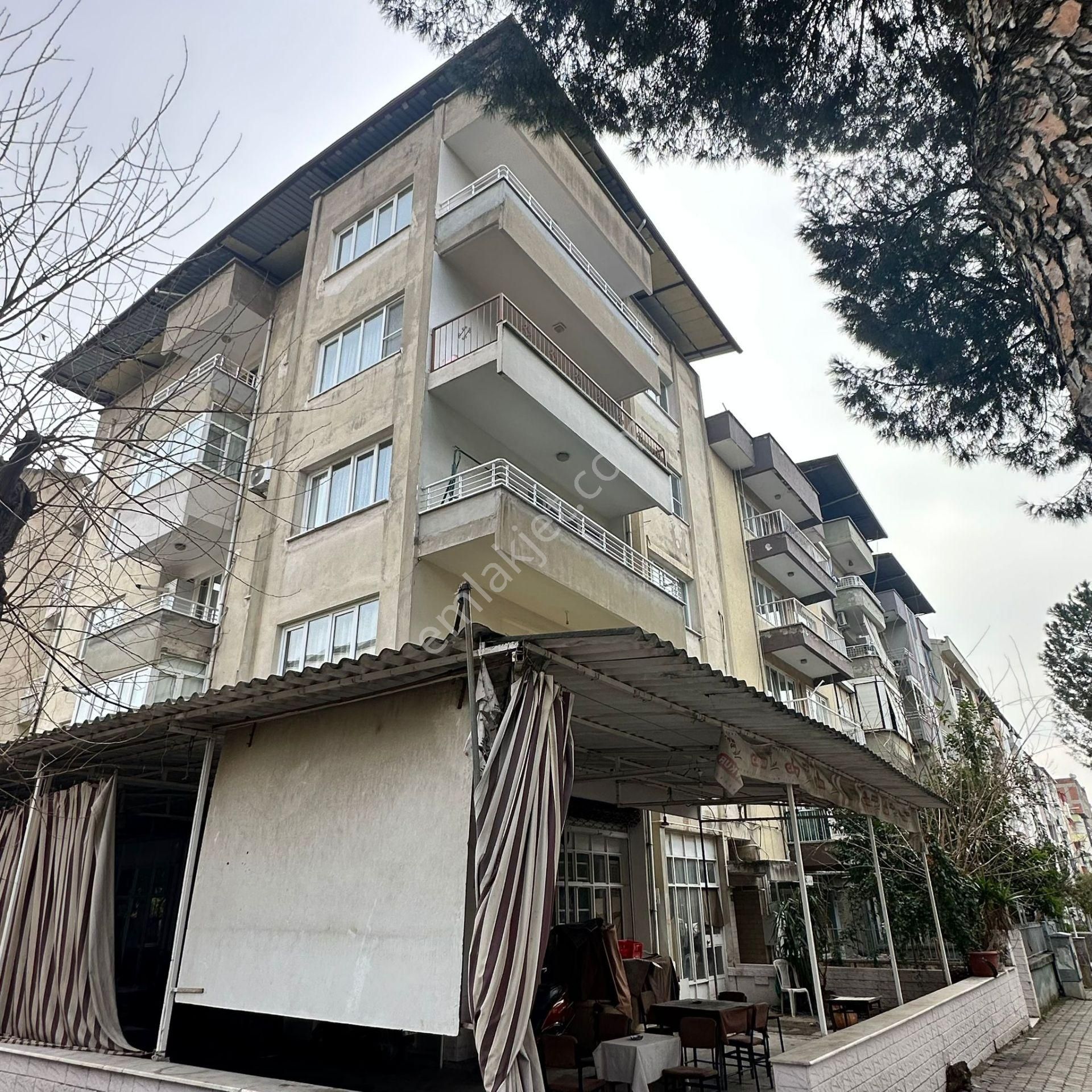 Cumhuriyet Mahallesi’nde Kiralık 3+1 Geniş Ve Ferah Daire