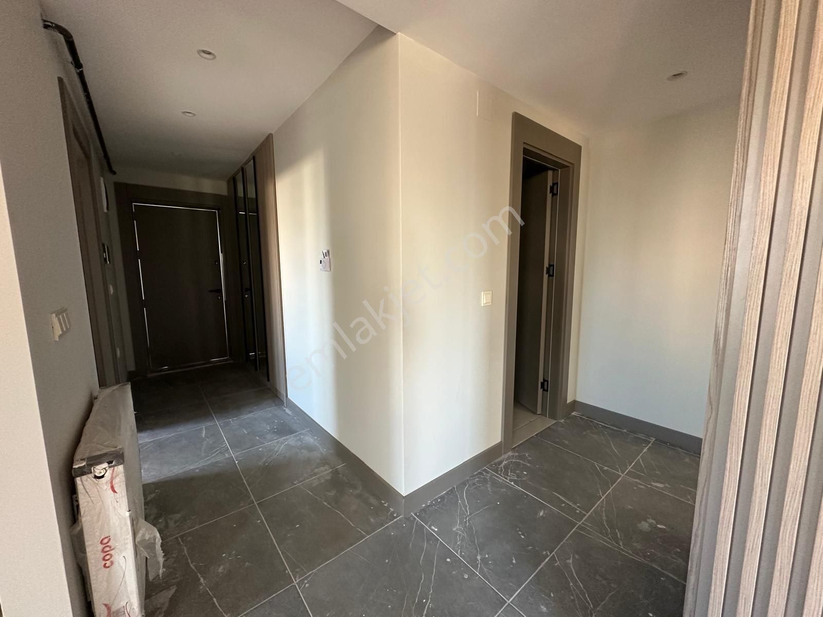 Dream’dan Yüksek Giriş Müstakil Yaşam Tadında! Mezitli Kuyuluk’ta Bahçe Katı Kiralık Daire 2+1 - Görsel 9