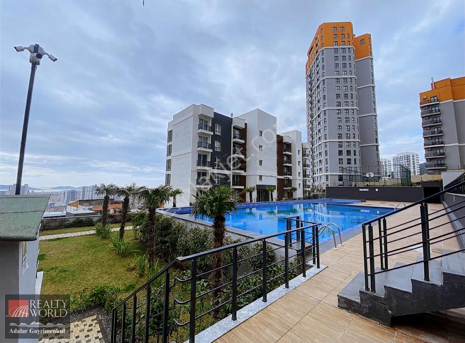 Kartal Ells Sitesinde Satılık Deniz Manzaralı Boş 3+1 Daire - Görsel 16