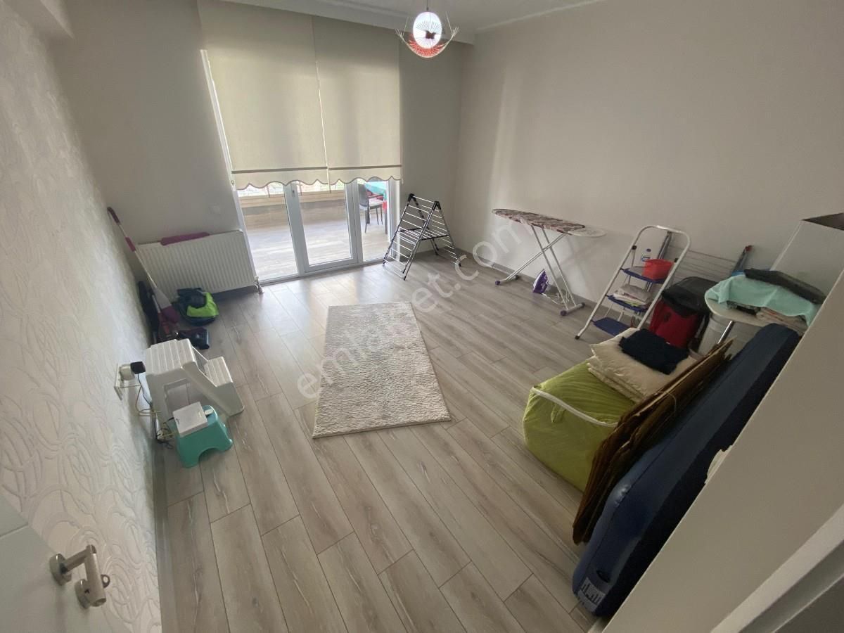 Sincan Selçuklu Mh 4+1 Lüks Yapı Ara Kat E.banyolu G.odalı Daire - Görsel 8