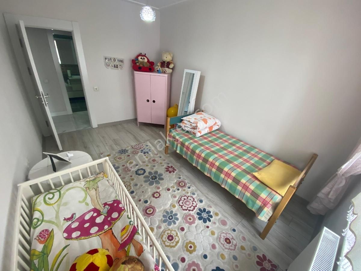 Sincan Selçuklu Mh 4+1 Lüks Yapı Ara Kat E.banyolu G.odalı Daire - Görsel 13