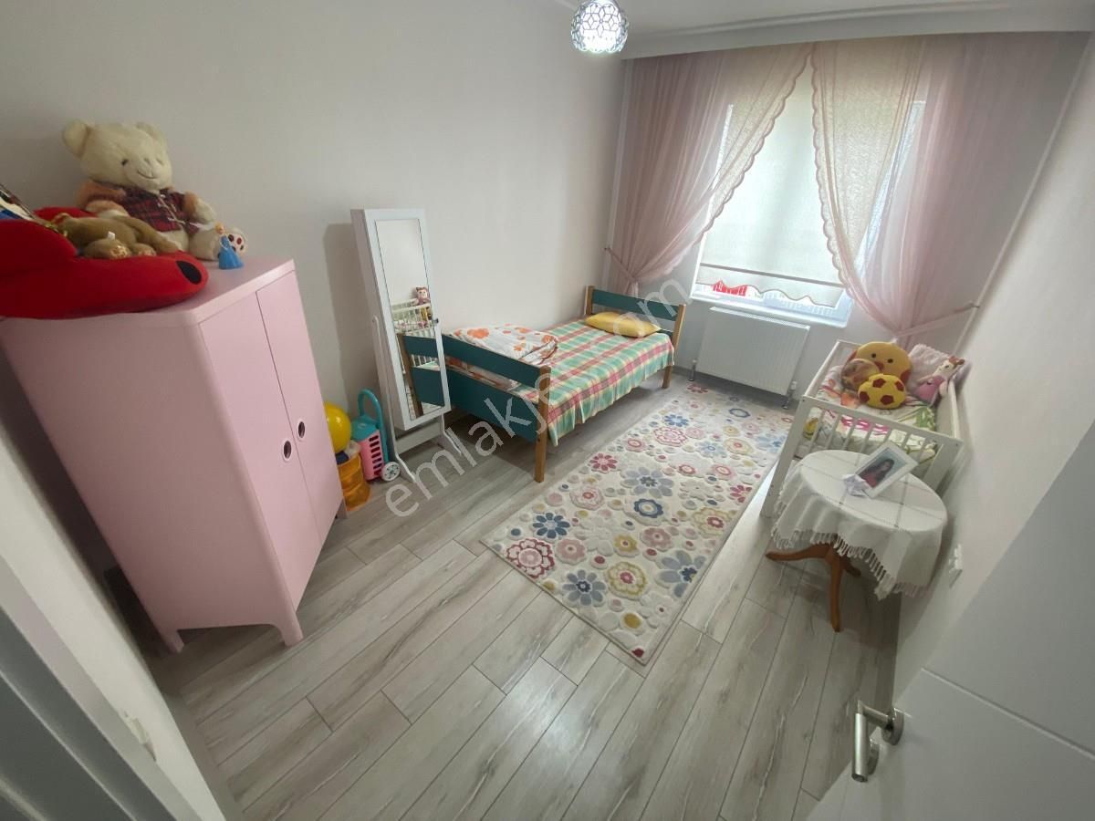 Sincan Selçuklu Mh 4+1 Lüks Yapı Ara Kat E.banyolu G.odalı Daire - Görsel 12