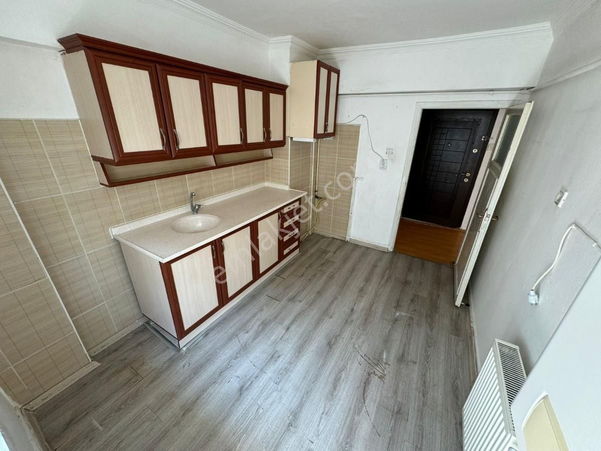 Sincan Plevne Mah 3+1 Ara Katta Masrafsız Cadde Üzerinde Daire - Görsel 14