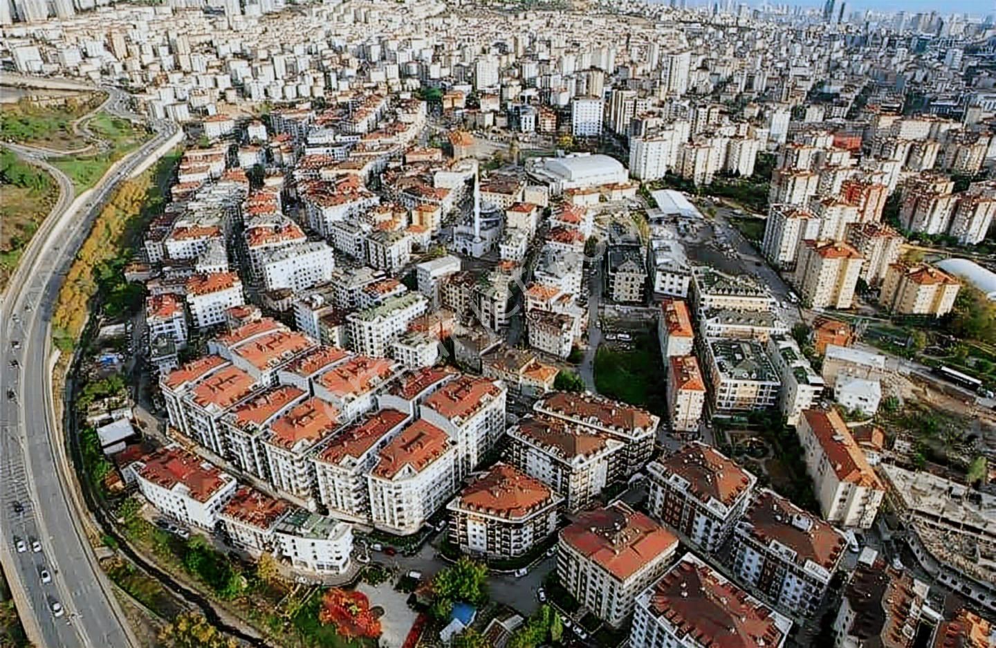 Maltepe Girne Mah.de Rota Aydınoğlu Sitesinde 1+1 Kiralık Daire - Görsel 14
