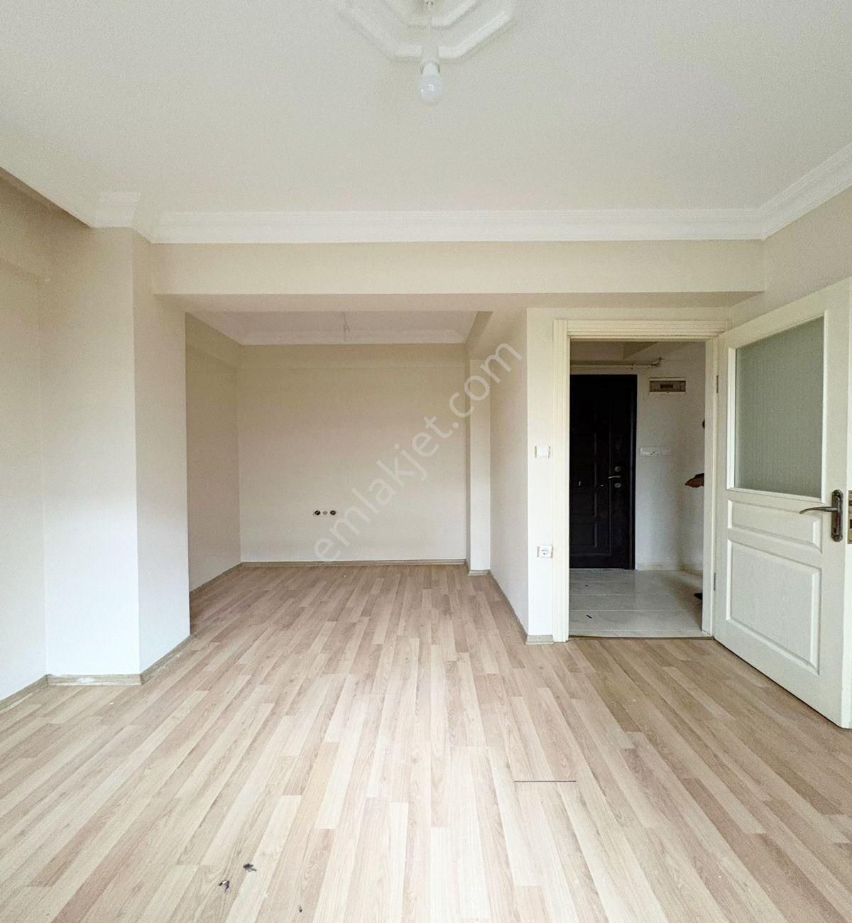 Avcılar Cihangirde 1+1 Düz Giriş Kelepir Fiyatlı Fırsat Daire !! - Görsel 5