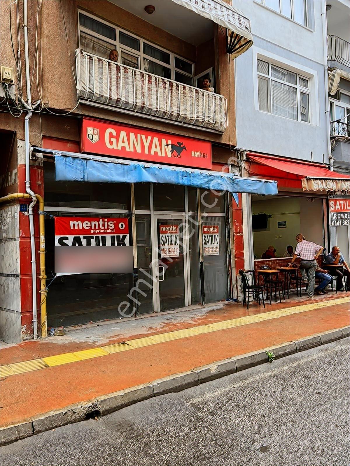 Araç Takasına Açık İlkadım Gebi Caddesinde Satılık Dükkan