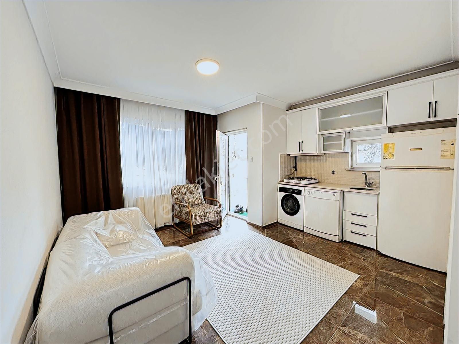 Aktürk Gayrimenkul'den Bahçeli Tasarımlı 2+1 Sıfır Eşyalı Daire