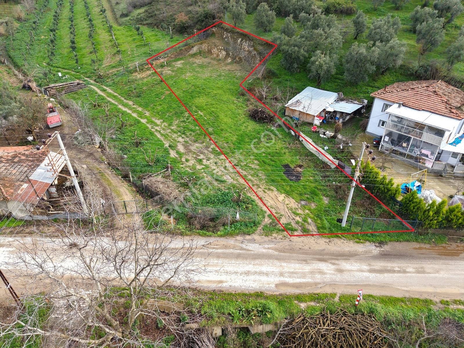 İznik Ömerli'de Köy Girişinde Göl Manzaralı 712 M2 İmarlı Arsa - Görsel 17