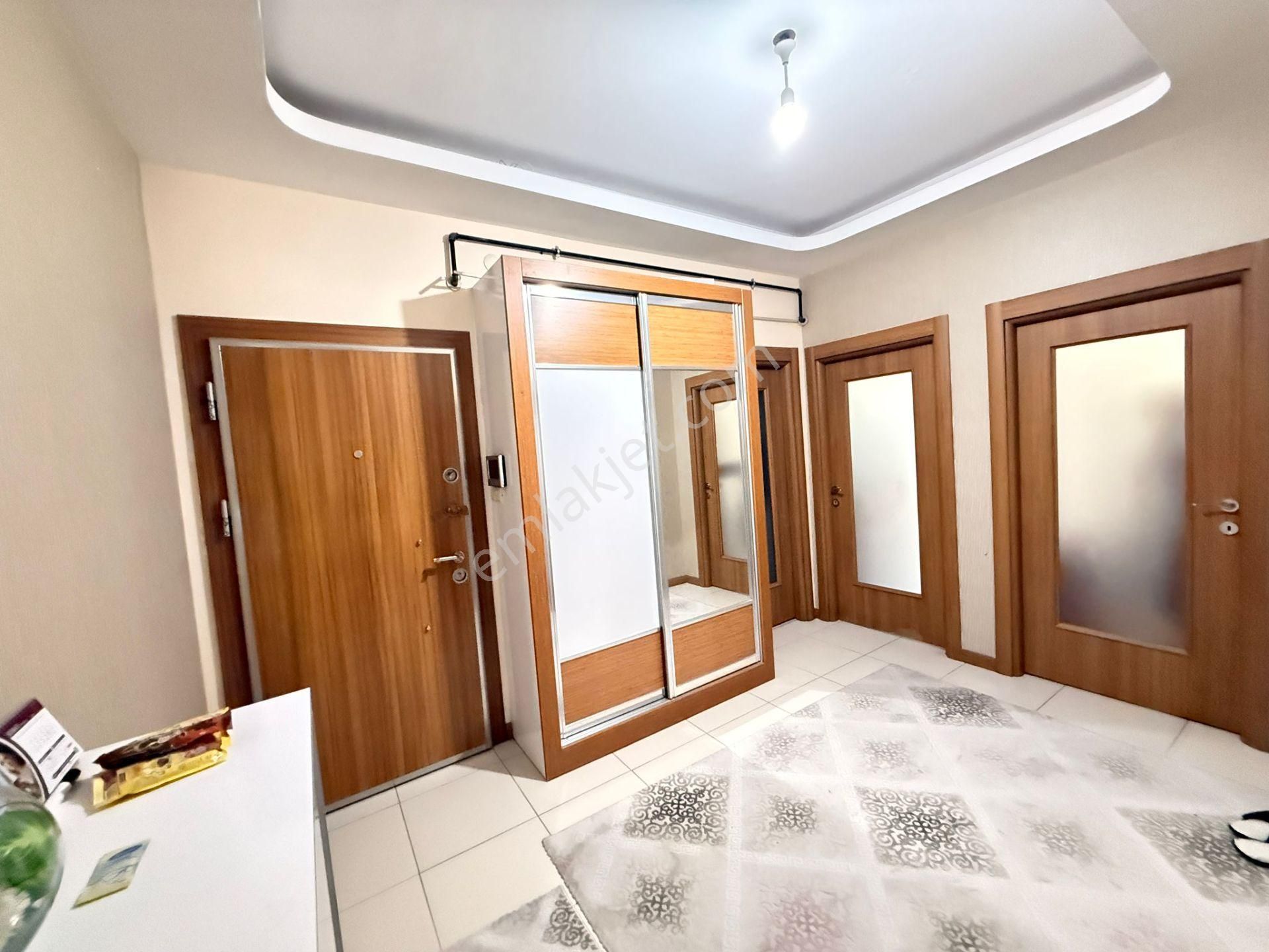 Elisa Gyo/ Beyazşehir Özel Yapsat Tramvay Yakını 3+1 Ara Kat Güney Cephe Satılık Daire - Görsel 11