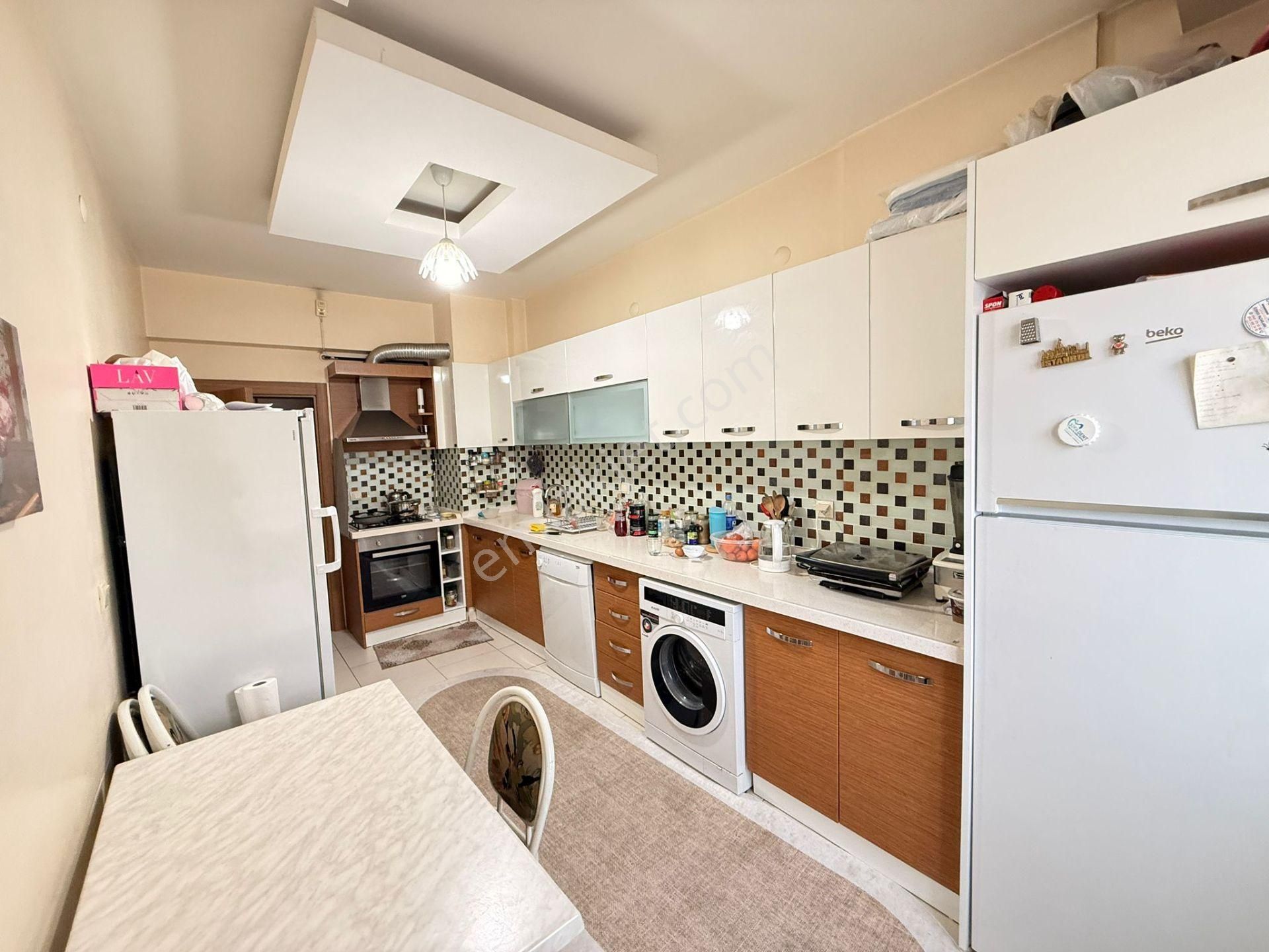 Elisa Gyo/ Beyazşehir Özel Yapsat Tramvay Yakını 3+1 Ara Kat Güney Cephe Satılık Daire - Görsel 10