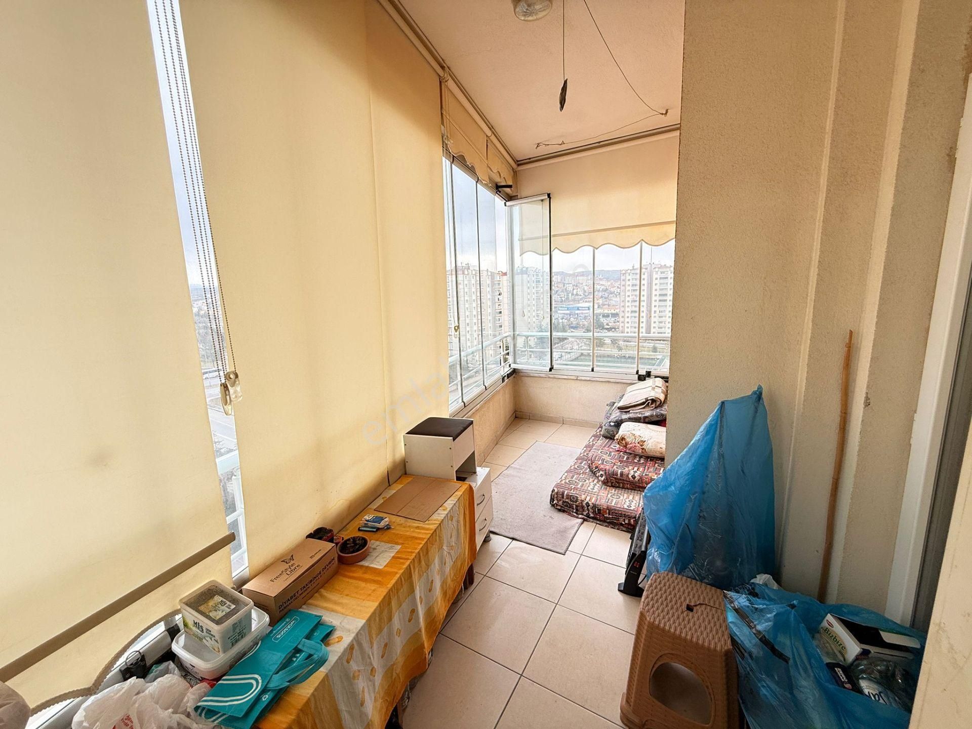 Elisa Gyo/ Beyazşehir Özel Yapsat Tramvay Yakını 3+1 Ara Kat Güney Cephe Satılık Daire - Görsel 12