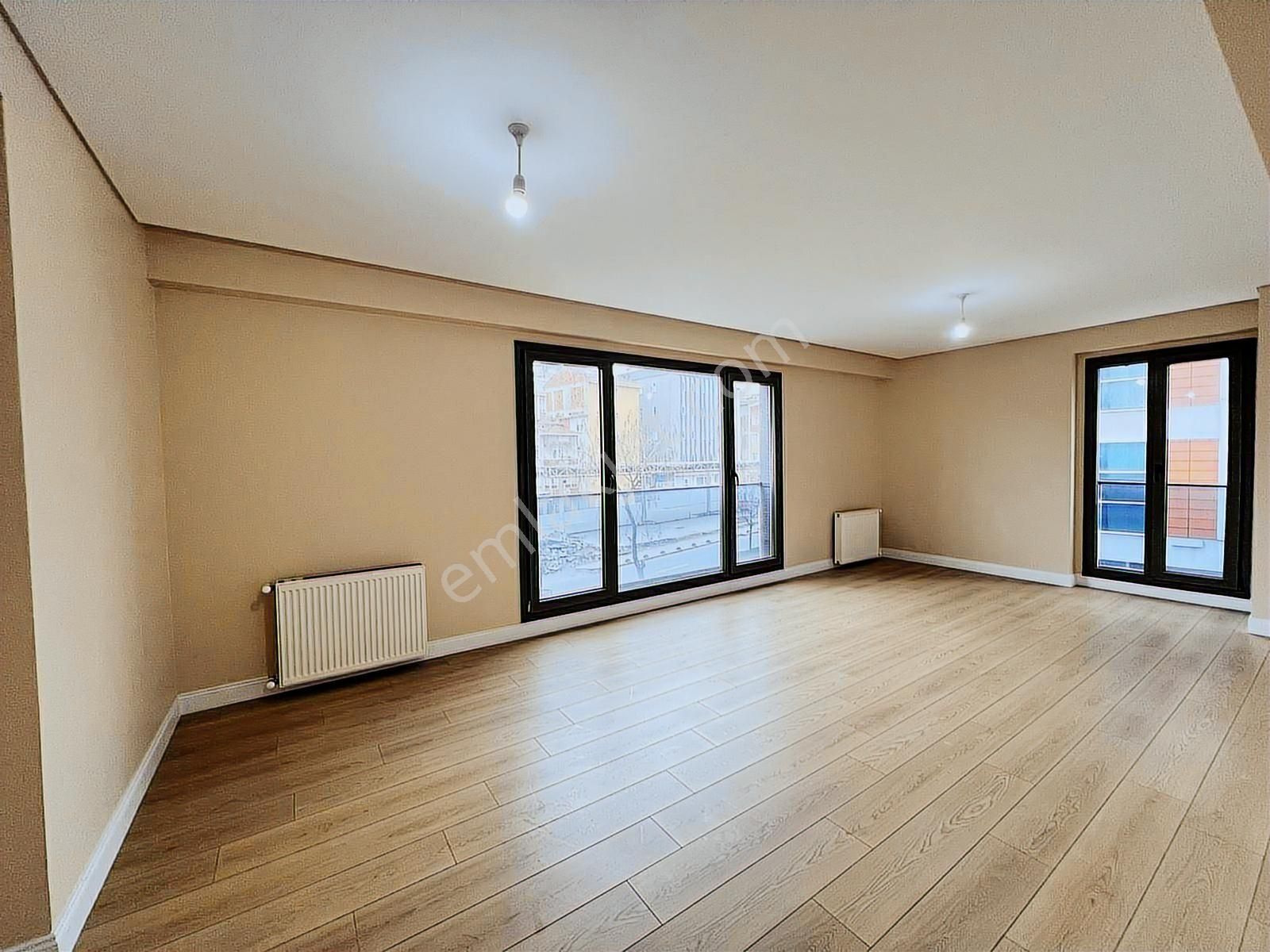 Yenibosna Merkezde Sıfır Binada Özenli 3+1 | 126 M² Krediye Uyg - Görsel 20