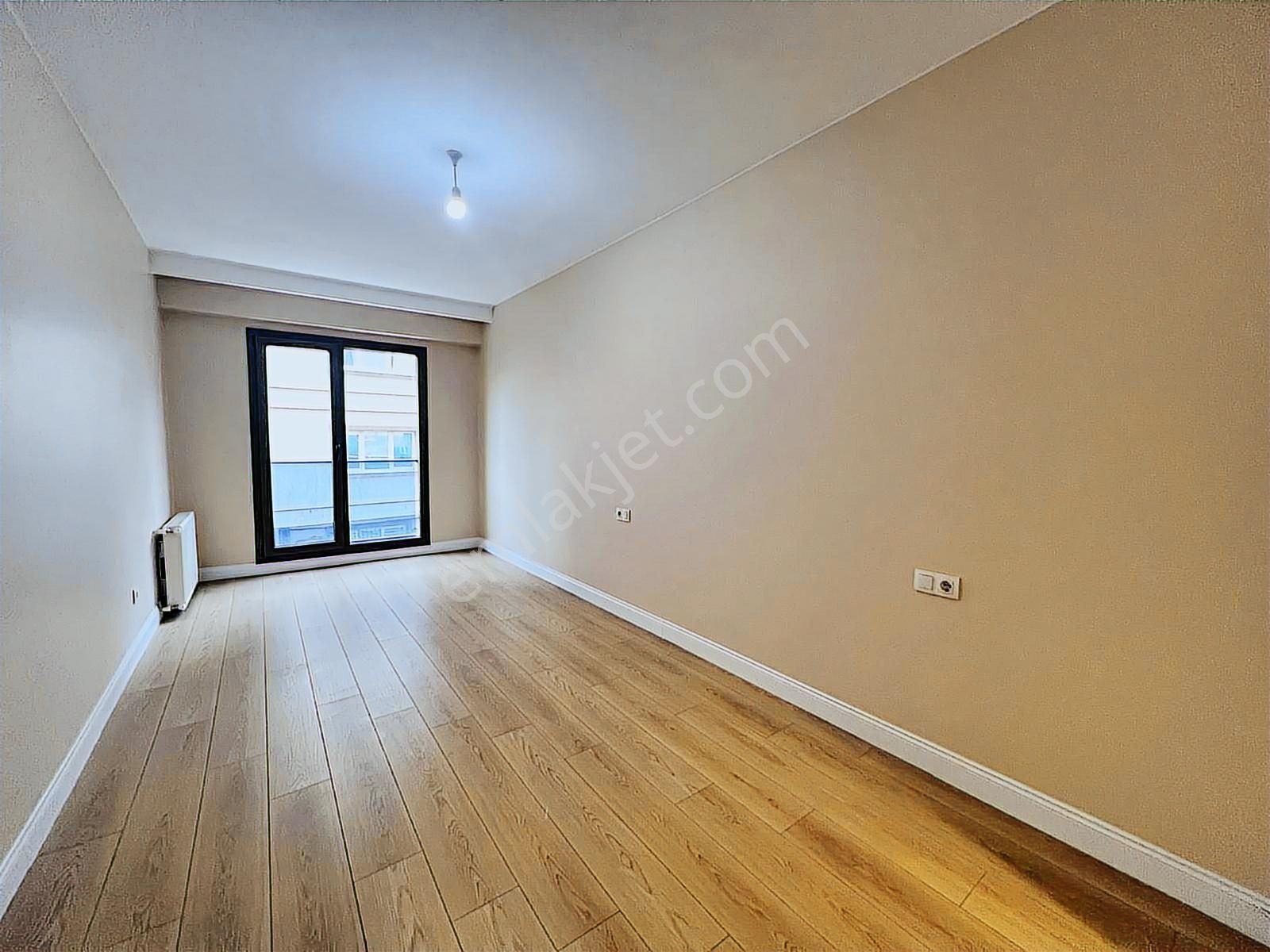 Yenibosna Merkezde Sıfır Binada Özenli 3+1 | 126 M² Krediye Uyg - Görsel 12