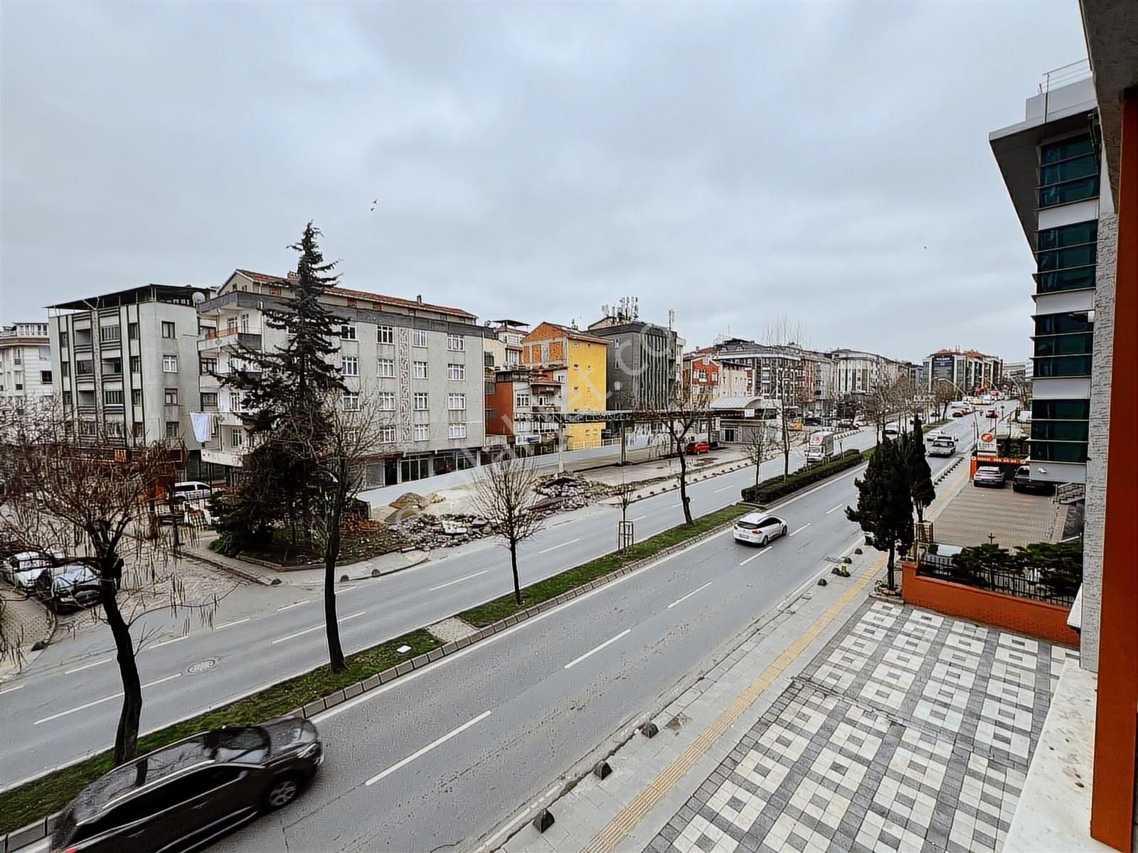 Yenibosna Merkezde Sıfır Binada Özenli 3+1 | 126 M² Krediye Uyg - Görsel 18