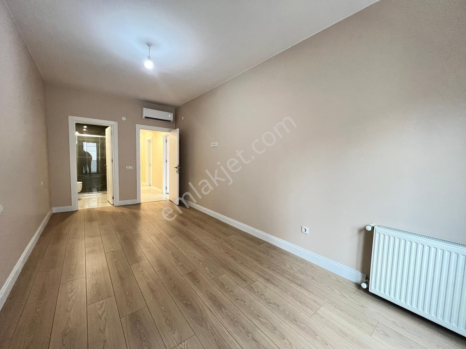 Yenibosna Merkezde Sıfır Binada Özenli 3+1 | 126 M² Krediye Uyg - Görsel 14