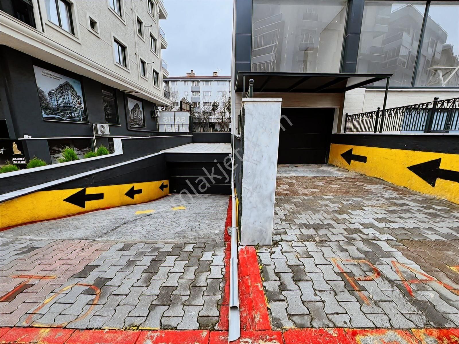 Yenibosna Merkezde Sıfır Binada Özenli 3+1 | 126 M² Krediye Uyg - Görsel 26