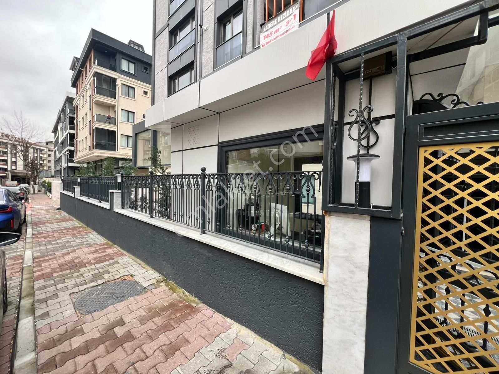 Yenibosna Merkezde Sıfır Binada Özenli 3+1 | 126 M² Krediye Uyg - Görsel 3