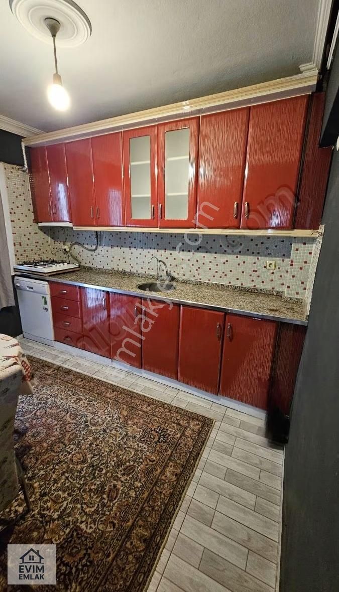 Kurtuluş Mahallesinde Merkezi Konumda, Eşyalı Kiralık Daire