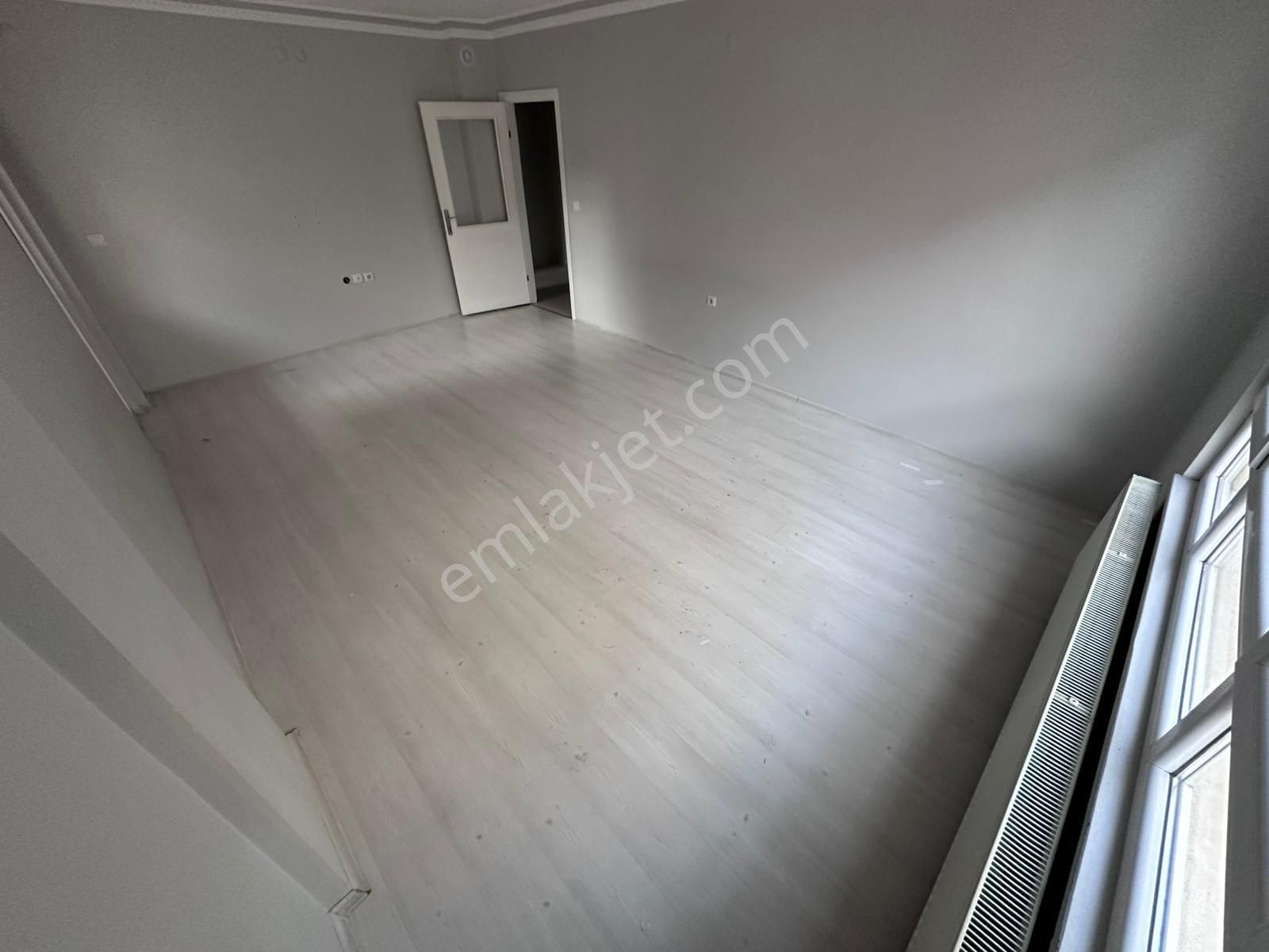 Çavdemden Bademlikte 1.katta Asansörlü 3+1 Kiralık Daire - Görsel 8