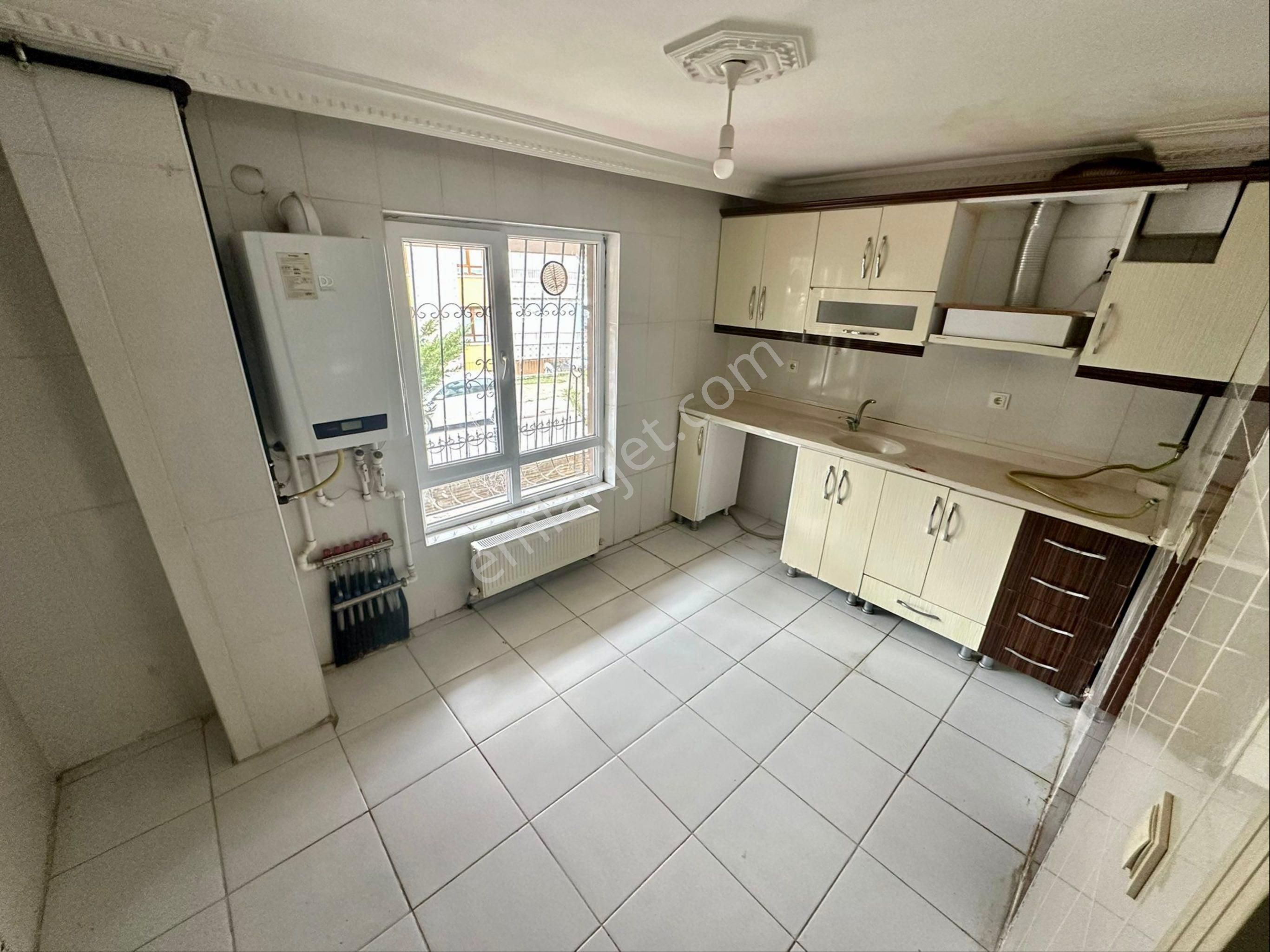 Bademlik Mah Hacıkadın Pazar Yanı Asansörlü Yüksek Giriş 3+1