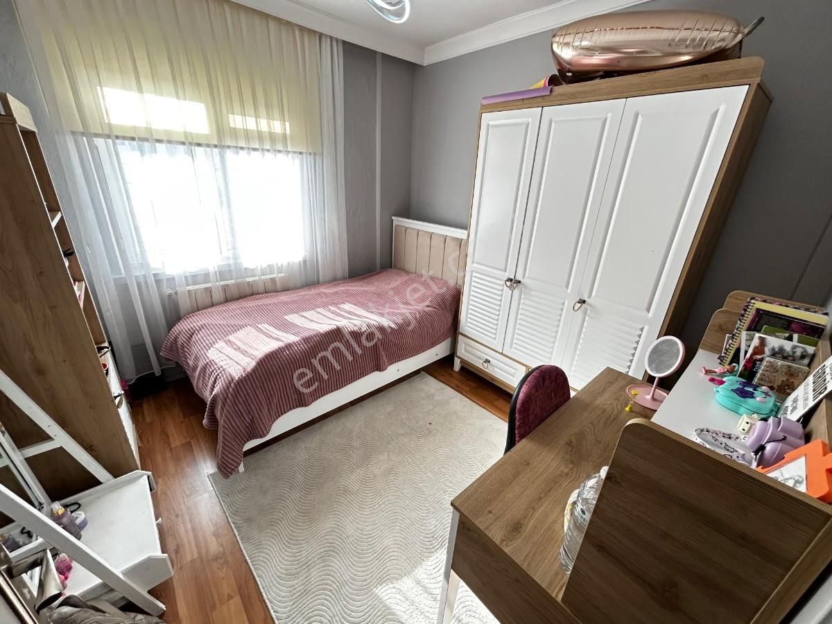 Sincan Osmanlı Mah 3+1 Full Yapılı Katta Site İçi Ön Cephe Daire - Görsel 12