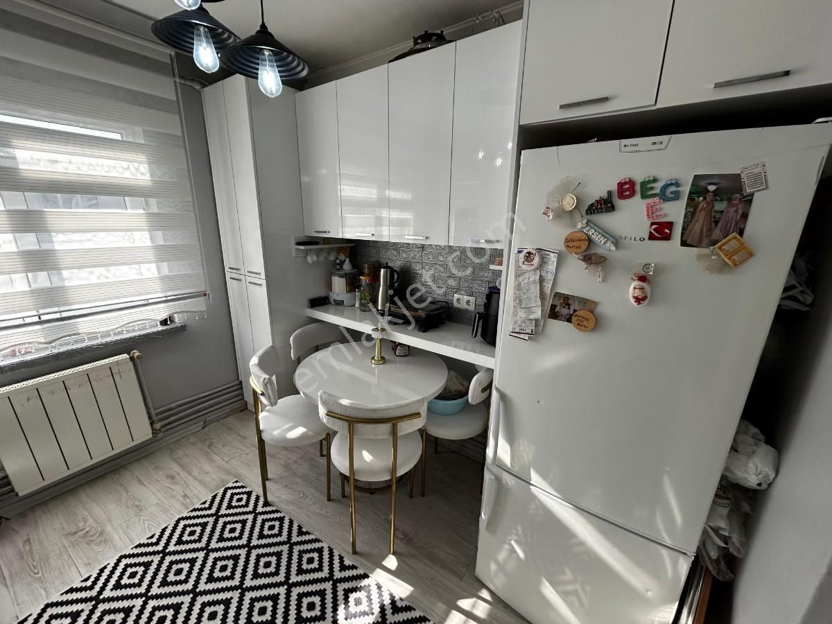 Sincan Osmanlı Mah 3+1 Full Yapılı Katta Site İçi Ön Cephe Daire - Görsel 4