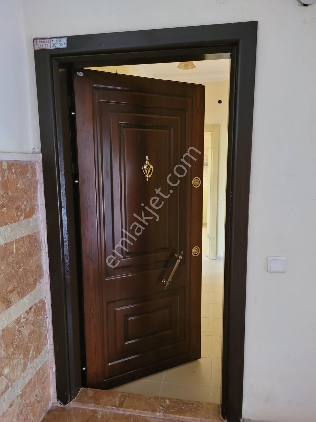 Çaybaşı Mah. Ayrı Mutfaklı 2+1 Merkezi Konumda Satılık - Görsel 24