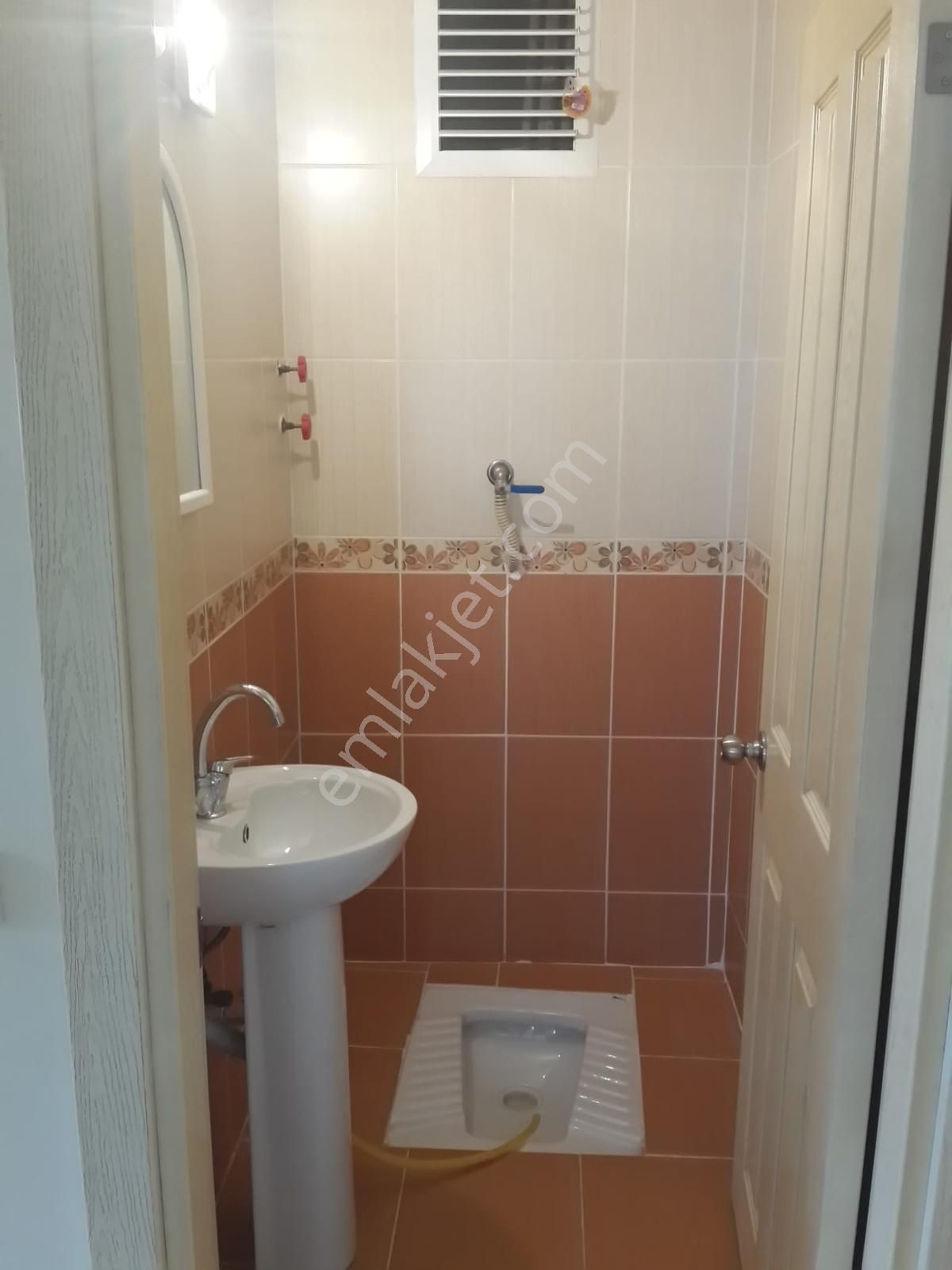 Çaybaşı Mah. Ayrı Mutfaklı 2+1 Merkezi Konumda Satılık - Görsel 12