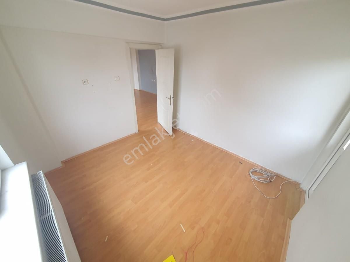 Sincan Akşemsettin Mah 3+1 Ara Katta Cadde Üzeri Ön Cephe Daire - Görsel 29