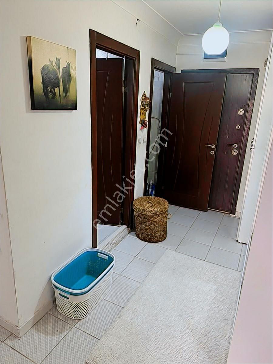 Büyük Gimsa Yakını 2+1 95 M2 Net Kullanım 12 Yıllık Bina - Görsel 10