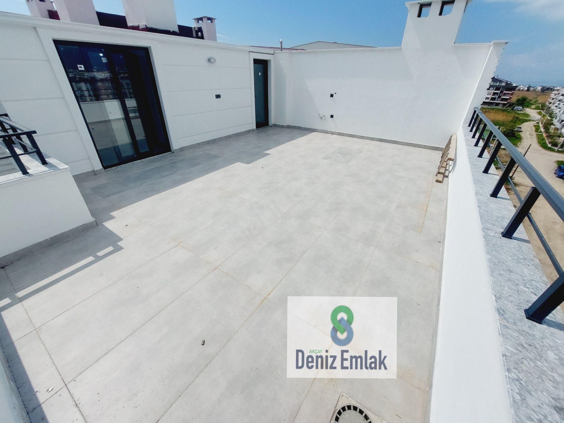 Denizden Akçayda Öncephe Kapalı Otoparklı Yerden Isıtmalı Satılık 3+1 Dubleks Daire. - Görsel 19