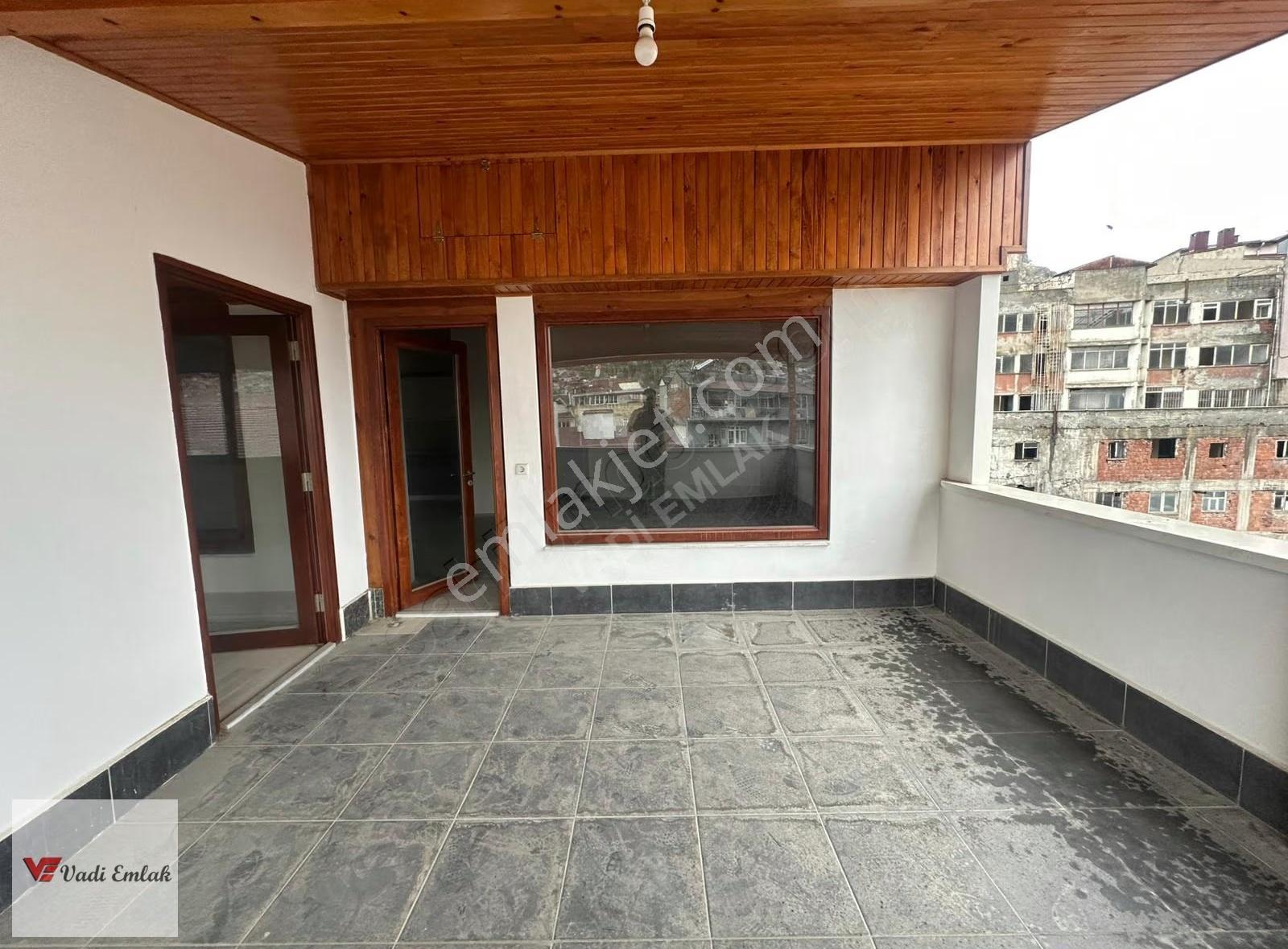Yarahmet Mahallesinde Satılık 2+1 Teraslı Daire | Vadi Emlak - Görsel 17