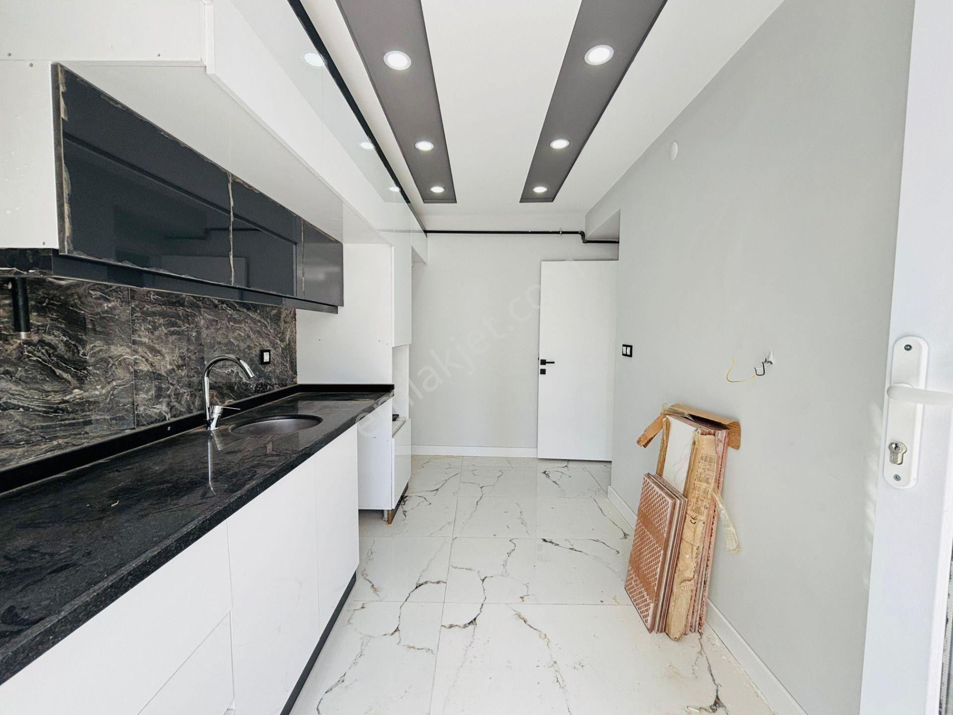 Güven'den Çerkezköyde Okullara Komşu Ön Cephe İskanlı 2+1 Daire - Görsel 14