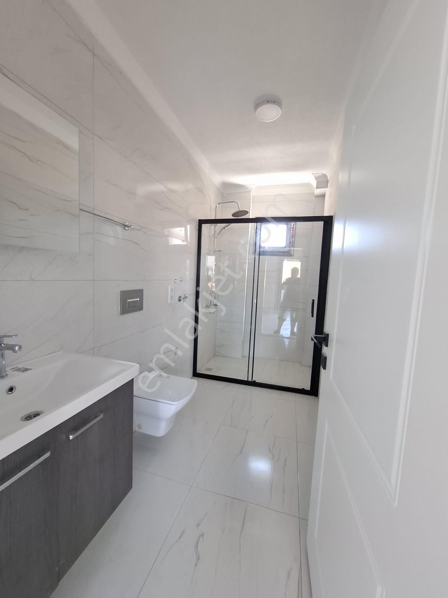 Cumhuriyet Mahallesi’nde Merkezi Konumda 1+1 Satılık Daire - Görsel 5