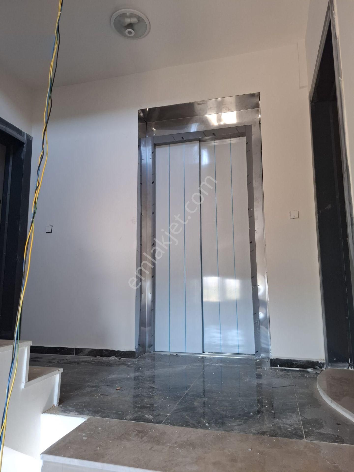 Cumhuriyet Mahallesi’nde Merkezi Konumda 1+1 Satılık Daire - Görsel 11