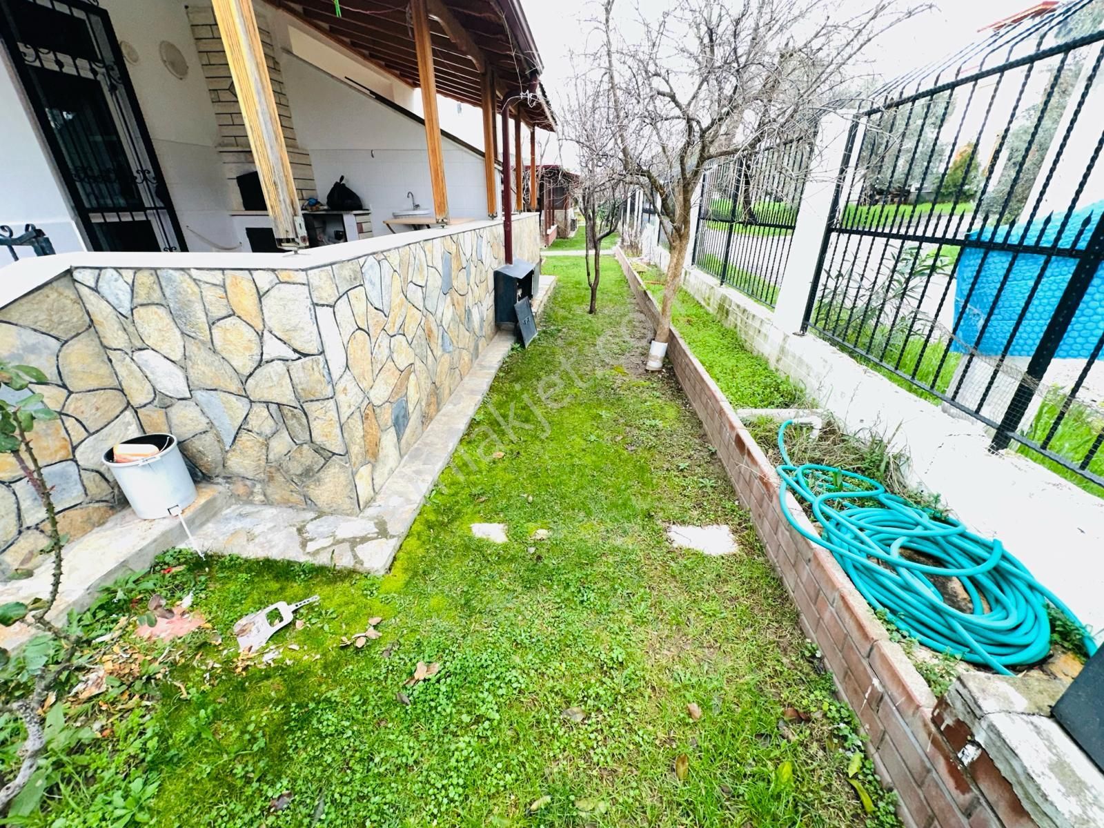 Güre De 3+1 Deniz Manzaralı Çift Havuzlu Satılık Müstakil Ev - Görsel 24