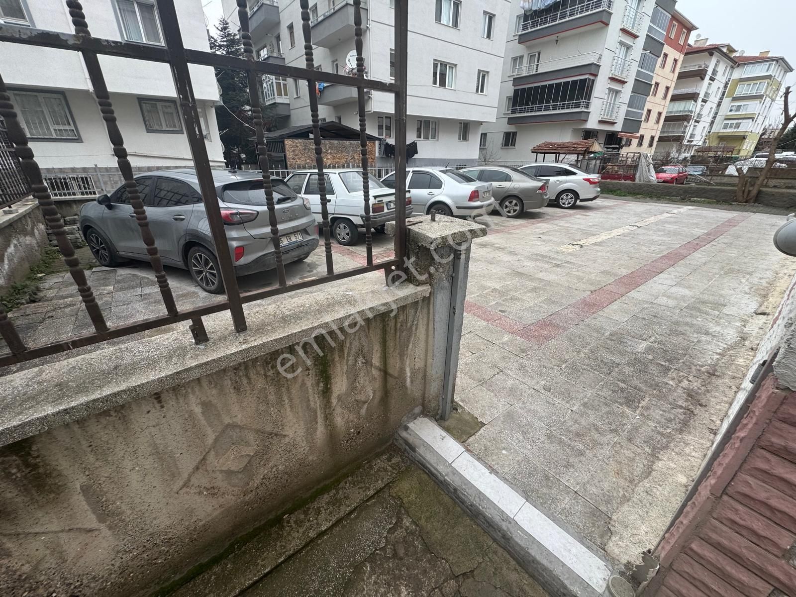 İstasyon Mh'de Ara Katta Masrafsız Kredi Limitsiz Satılık Daire - Görsel 35