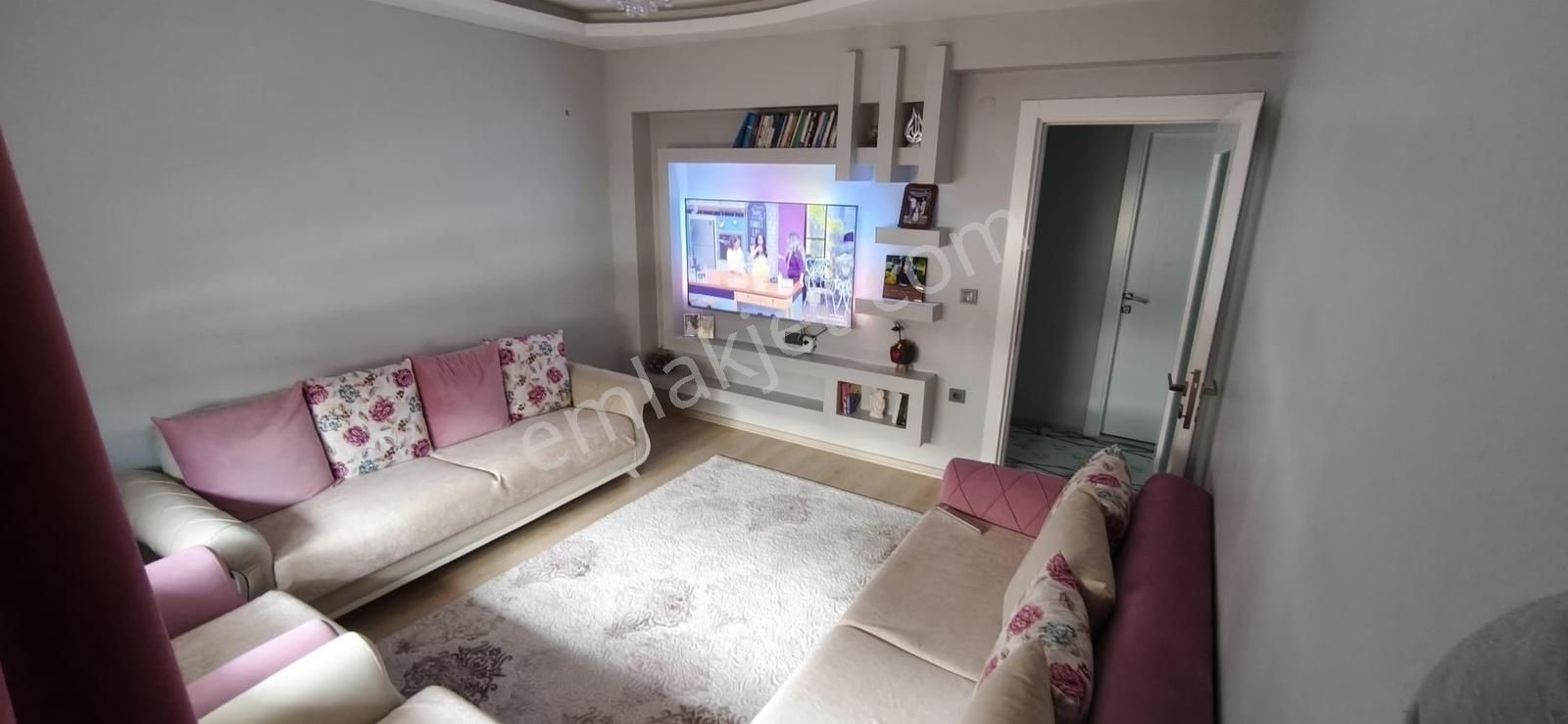 Kent Gayrimenkul'den Fatih'te Satılık 2+1 Mükemmel Daire