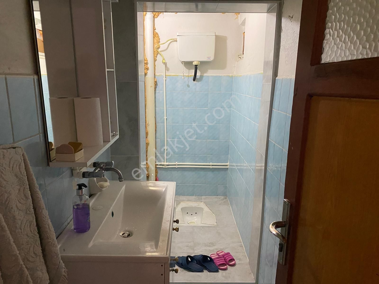 Yasin Emlaktan 2 Katlı Yeşilyur Mahallede 2 Katlı Mustakıl Ev - Görsel 3