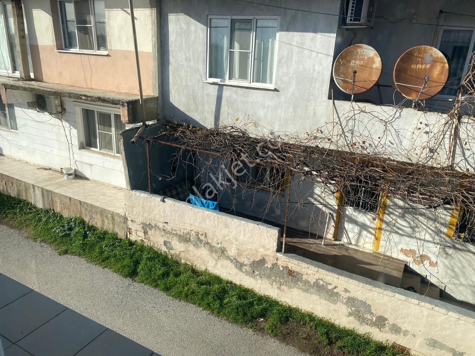 Yasin Emlaktan 2 Katlı Yeşilyur Mahallede 2 Katlı Mustakıl Ev - Görsel 10